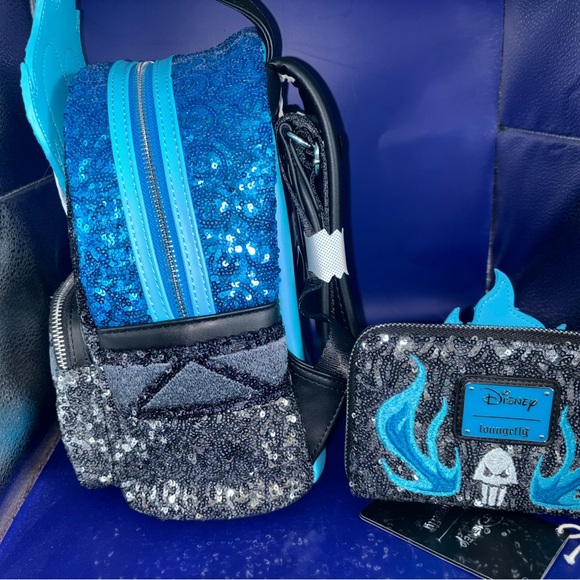 Hades LOUNGEFLY set - Picture 3 of 6